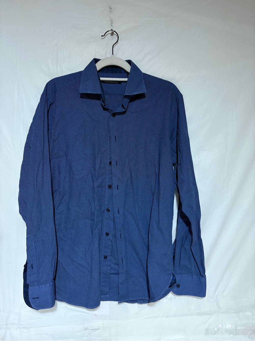 Hammer Made Men's Blue Dotted Button-Down Dress Shirt